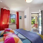 Mare In - Haus Fuer 6 Personen Medulin