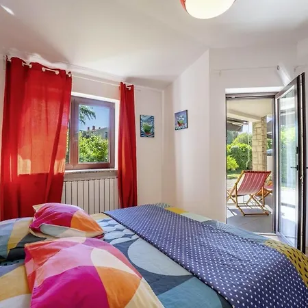 Mare In - Haus Für 6 Personen Medulin